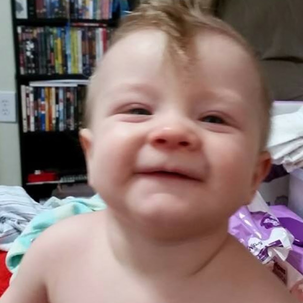 Meet your Posher, Crystal